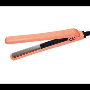 Amika Flat Iron